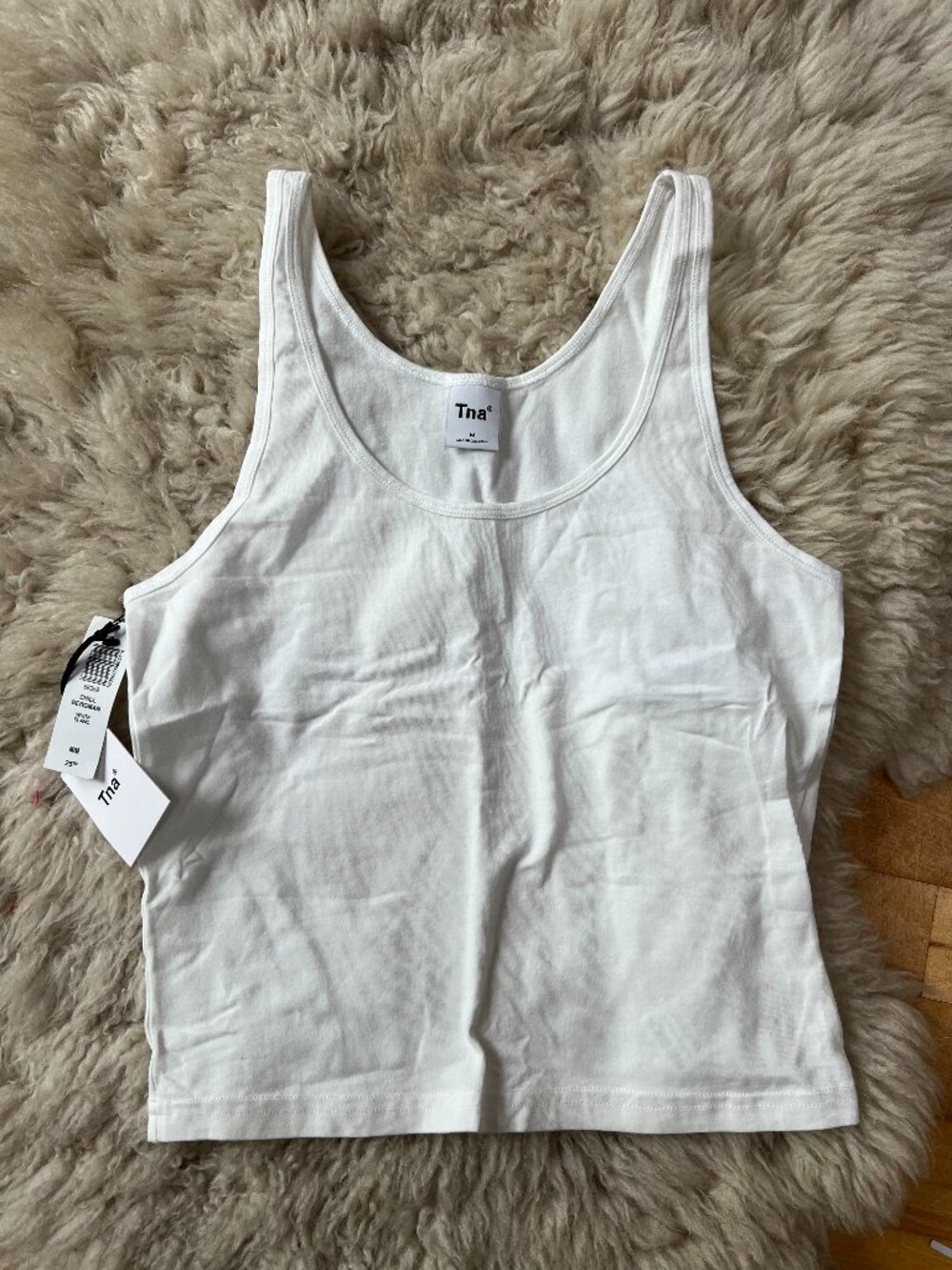 Aritzia TNA Cropped Tank - Women's Medium